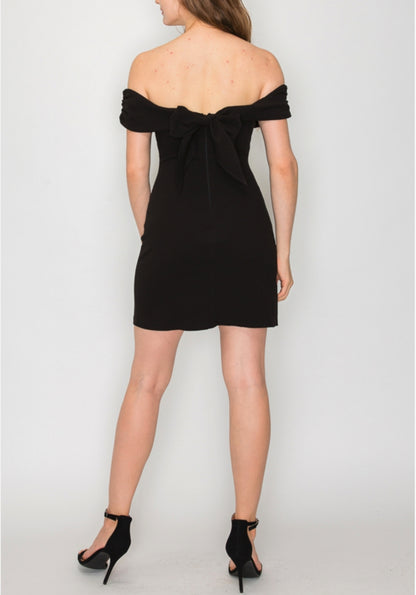 Femmes Bowed Dress